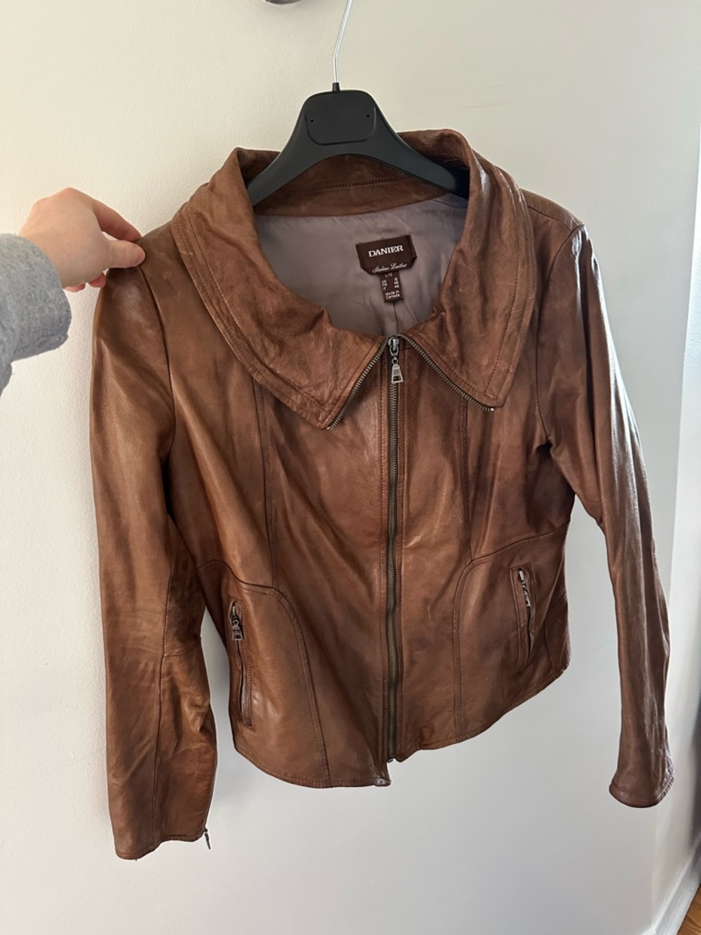 Danier Women's Cognac Brown Leather Zip Jacket